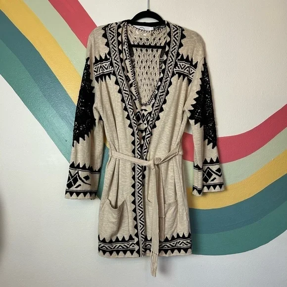 ANTHROPOLOGIE Sloane Rouge Open Front Tie Aztec Print Thunderbird Cardigan Set - Picture 2 of 12